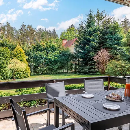 Bielawki Kaszuby Jezioro Gowidlinskie 別荘 Borek